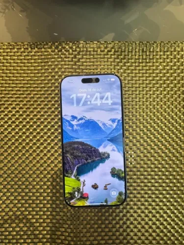 iPhone 16 Pro branco 256 GB