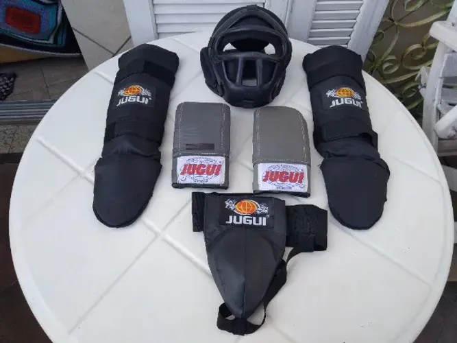 Kit De Proteção Para Luta/Artes Marciais Jugui Tam. M 