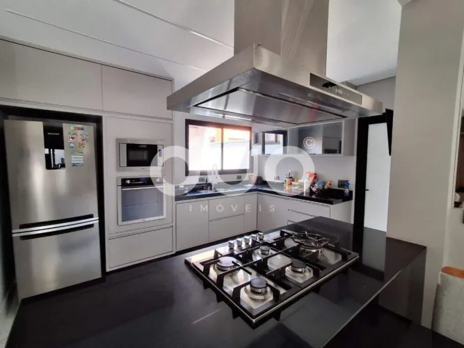 Casa com 3 dormitórios à venda, 151 m² por R$ 1.100.000,00 - Nova Piracicaba - Piracicaba/