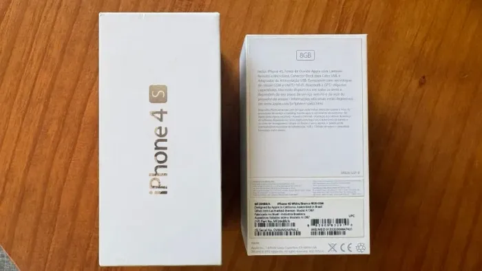 Caixa vazia de Iphone 4S  08GB R$ 20,00