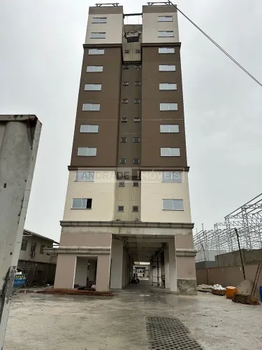 Apartamento á venda no Residencial Belíssimo Cordeiros parte alta