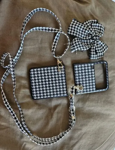Capa case z flip 3 com corda