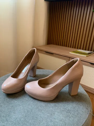 Scarpin Via Marte Nude Verniz Tamanho 34/35 Novo Festa