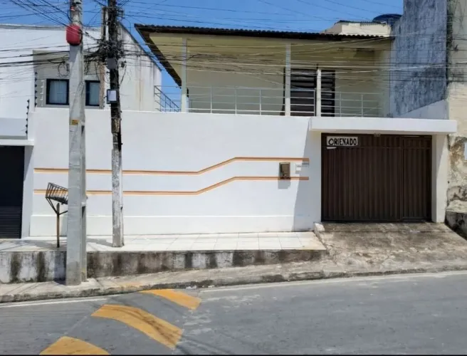 VENDO EXCELENTE CASA NO ALTO DE JACARECICA