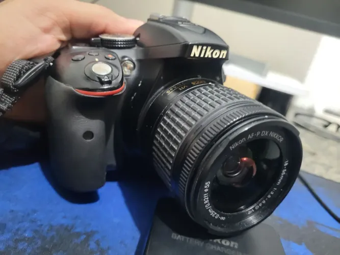 Nikon d5300 lente do kit mais duas baterias 