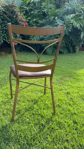 Cadeiras de Ferro