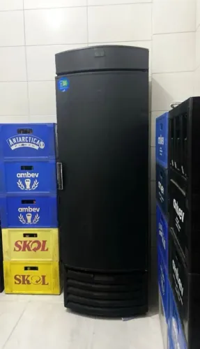 Cervejeira funcionando perfeitamente <br><br>2.000