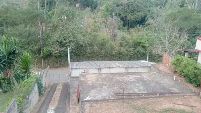 Loja  mais terreno 