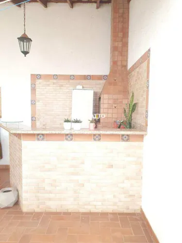 Casa à venda em Pedregulho, Centro, com 5 quartos, 200m²