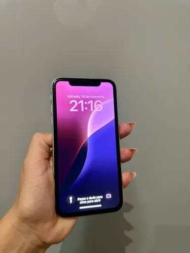 iPhone XR branco 