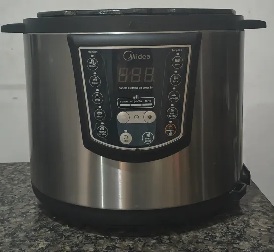 Panela de Pressão Elétrica Digital Midea Liva 6L (PPA71)
