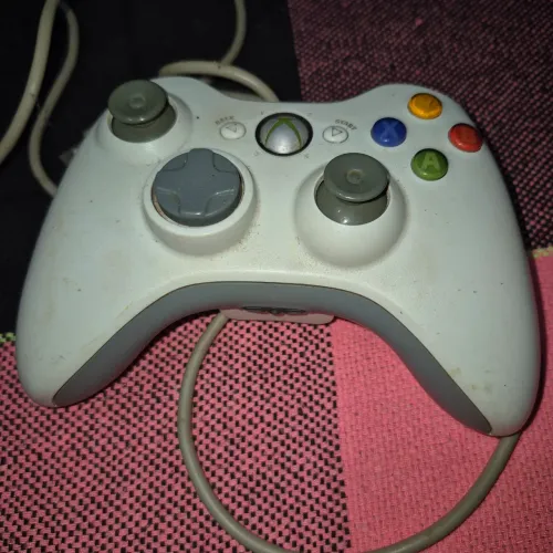 Controle original de Xbox 360 com fio