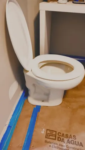 Vendo vaso sanitário de hidra 100