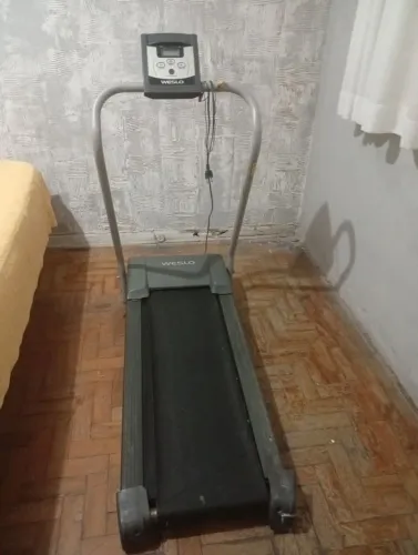 VENDO ESTEIRA ERGOMÉTRICA ELETRICA