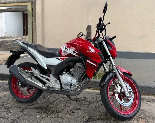 Honda CB Twister abs 2022