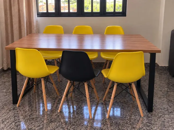 Mesa c 5 cadeiras aceito cartão