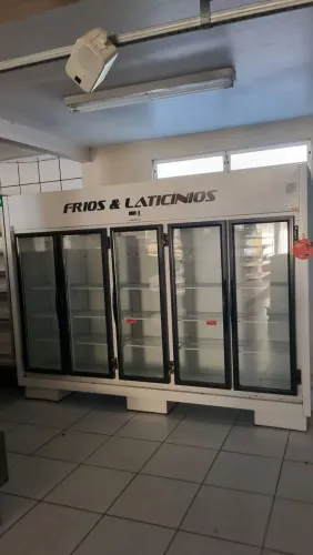Expositor de frios 5 portas