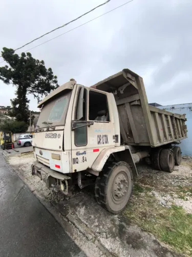 Sucata Ford Cargo 2628 2011