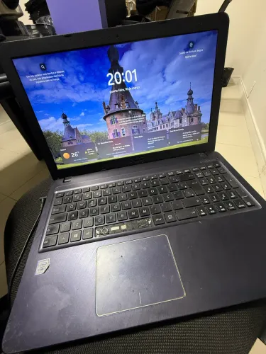 Vivobook Asus 15