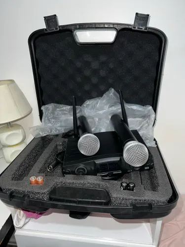 Microfone Duplo sem fio KARSECT KRD200 - Alcance de 100m