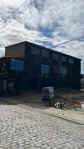 Vendo Prédio com 3 Andares na W18, Quase esquina com a W5 Lagomar Macaé