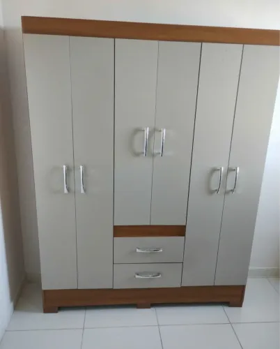 Guarda-roupa