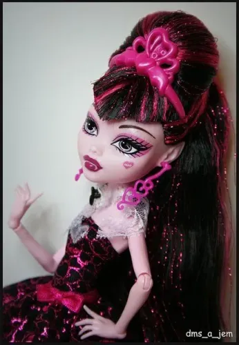 Draculaura 1600 - PROCURO