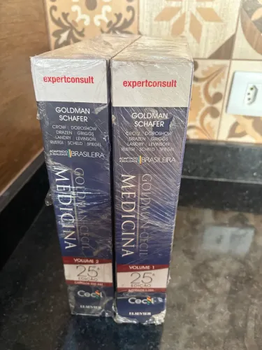 Goldman-cecil Medicine - 2 Volumes