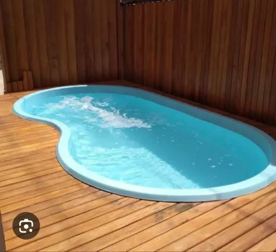 Piscina de fibra feijão 2.500L