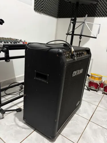 Amplificador para Baixo - Meteoro 115 BS Nitrous