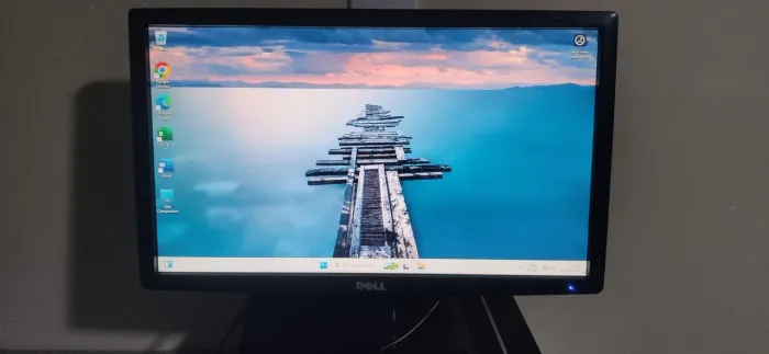 Monitor Dell 19 polegadas VGA 