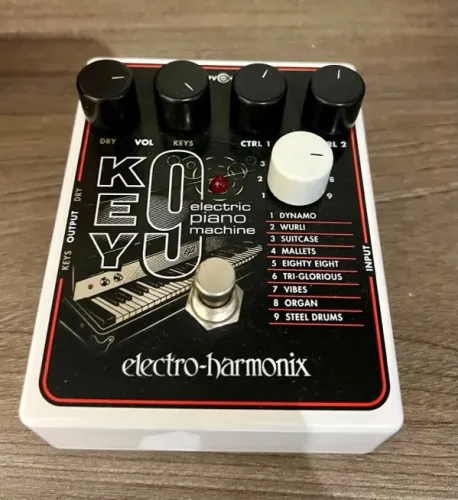 Electro Harmonix Pedal KEY9 com fonte e usado pouquíssimas vezes para estudo.