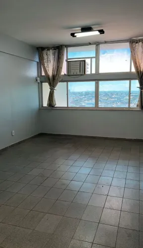 Vendo Sala comercial - Edifico Oviedo Teixeira