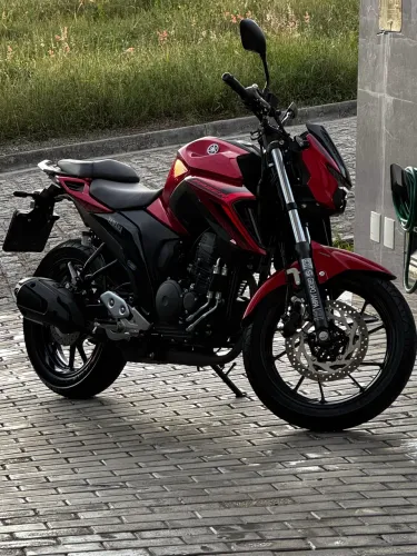 Fz 25 Conected (2025)