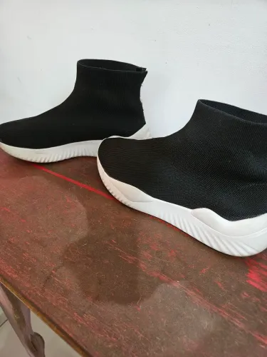 Tênis vr