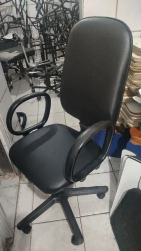 Cadeira giratória seminovas presidente 