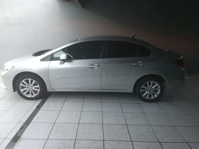 Honda Civic Sedan LXS 1.8/1.8 Flex 16V Aut. 4P 2013