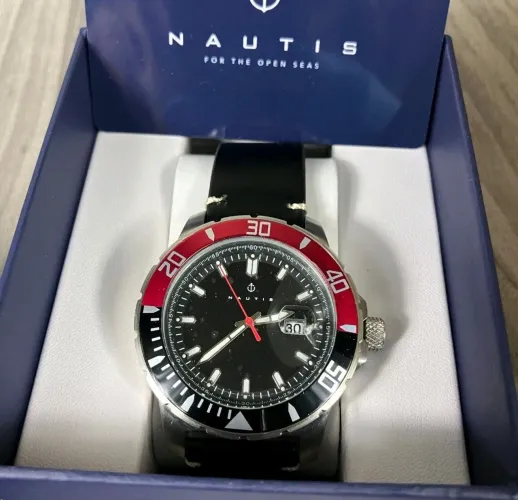 Relógio Quartz Nautis Pro Diver. 200 Metros . Leia a descrição do Anúncio.