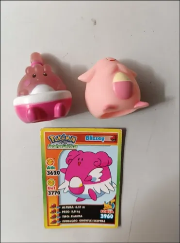 Colecionáveis Pokémon Original Dedoche Bandai / Nintendo: Chansey & Happiny + Card Blissey