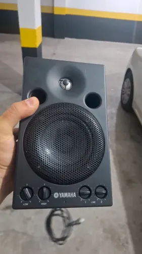 Caixa de som amplificadora 
