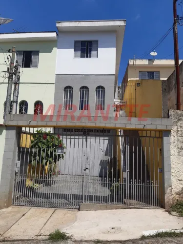 Sobrado de 230m² com 3 quartos em Jardim Peri