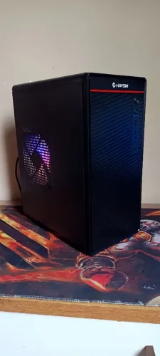 CPU NOVA RÁPIDA COM HD SSD RGB E AINDA NA CAIXA