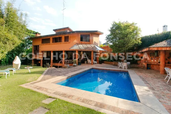 Casa em Rua Fechada - Morumbi/Sao Paulo
