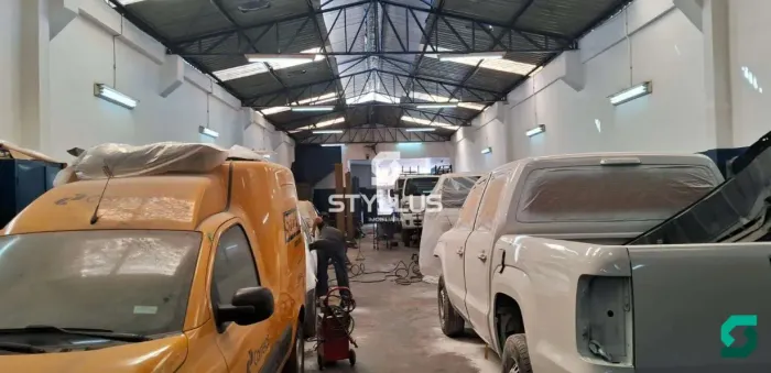 Galpão + apartamento de 02 quartos na abolição com 410m²