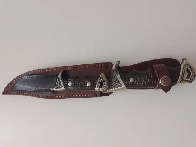 Vendo facas Espanholas! Miguel Nieto.