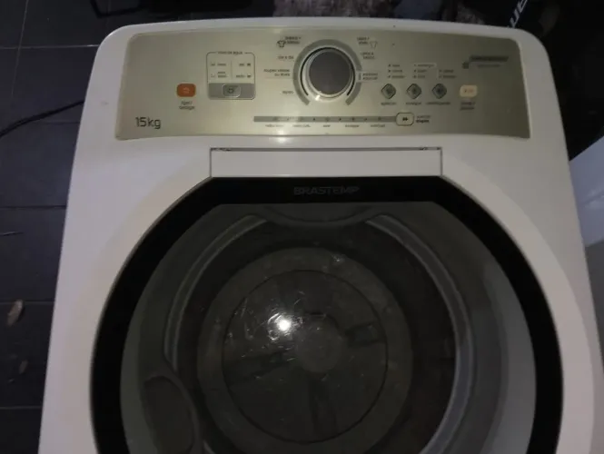 Vendo máquina Brastemp 15 kg