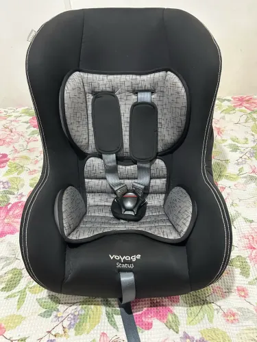 Cadeirinha para automóvel Voyage Status 0 a 25kgs
