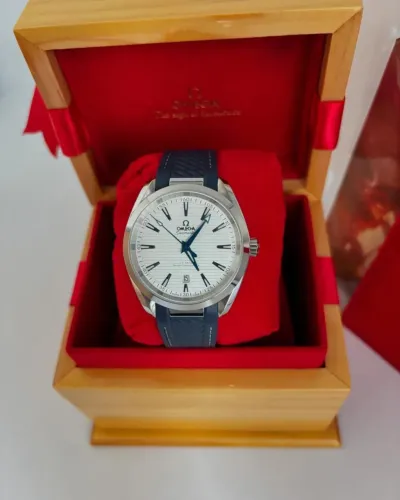 Relógio Omega Seamaster 