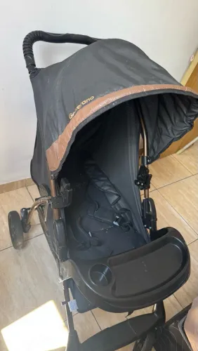 Carrinho de bebê