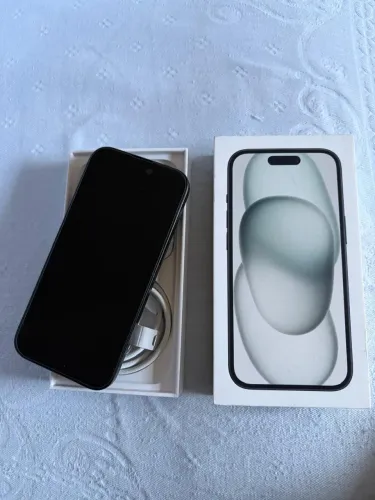 Iphone 15 256GB 84% bateria